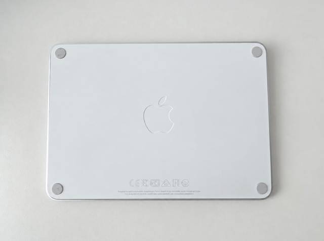 Apple Magic trackpad, photo 2